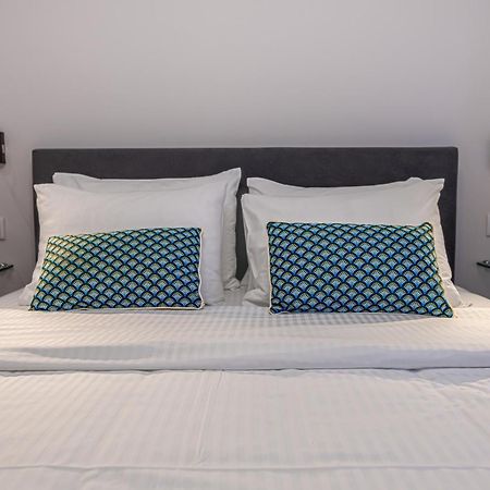 Phaedrus Living: The Nine Muses Erato Apartment Athena Bagian luar foto