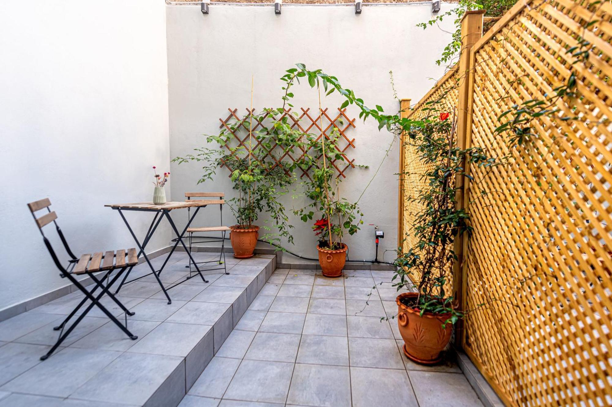 Phaedrus Living: The Nine Muses Erato Apartment Athena Bagian luar foto