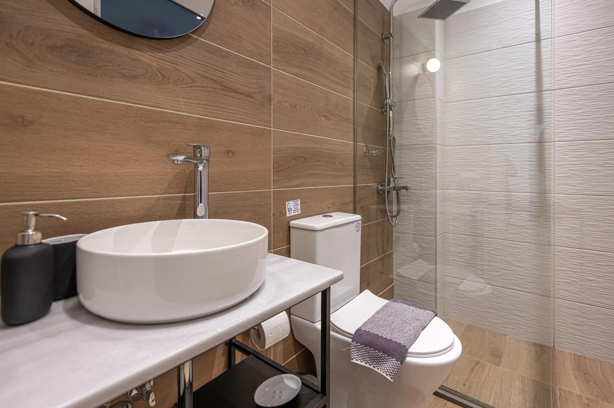Phaedrus Living: The Nine Muses Erato Apartment Athena Bagian luar foto